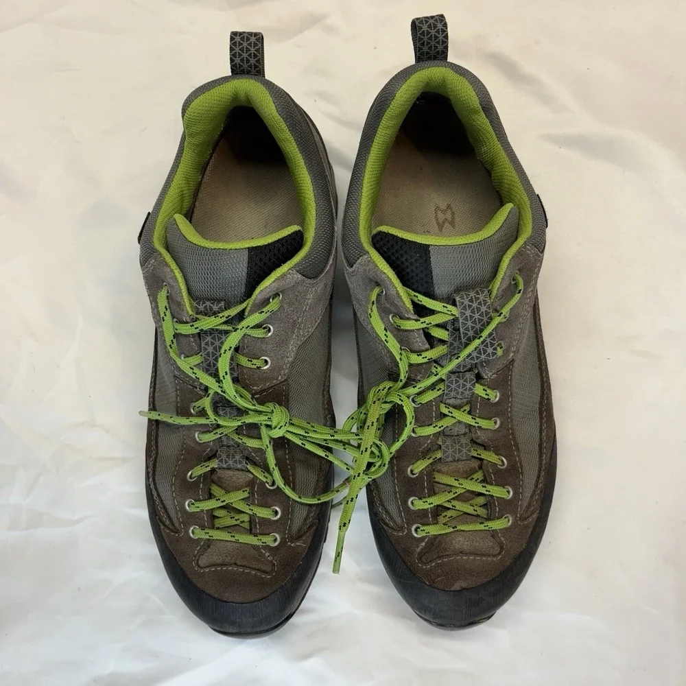 Garmont Sticky Weekend Hiking Shoes Mens Sz US 10 Gore Tex Vibram Suede GorpCore